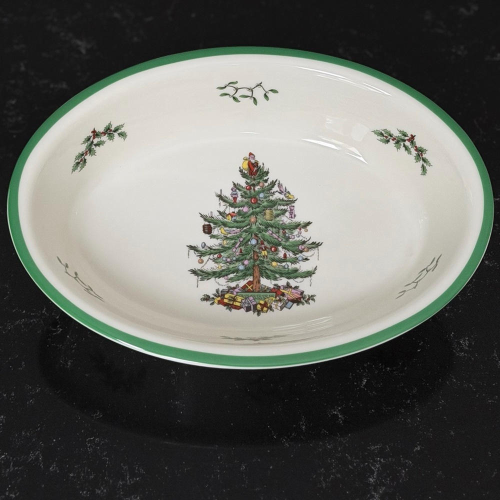 Spode Christmas Tree  Rimmed Oven to Table Oval Baking Dish